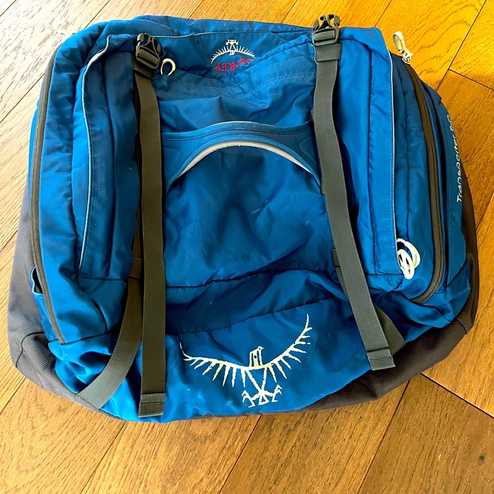 Osprey Transporter Duffel 60L.